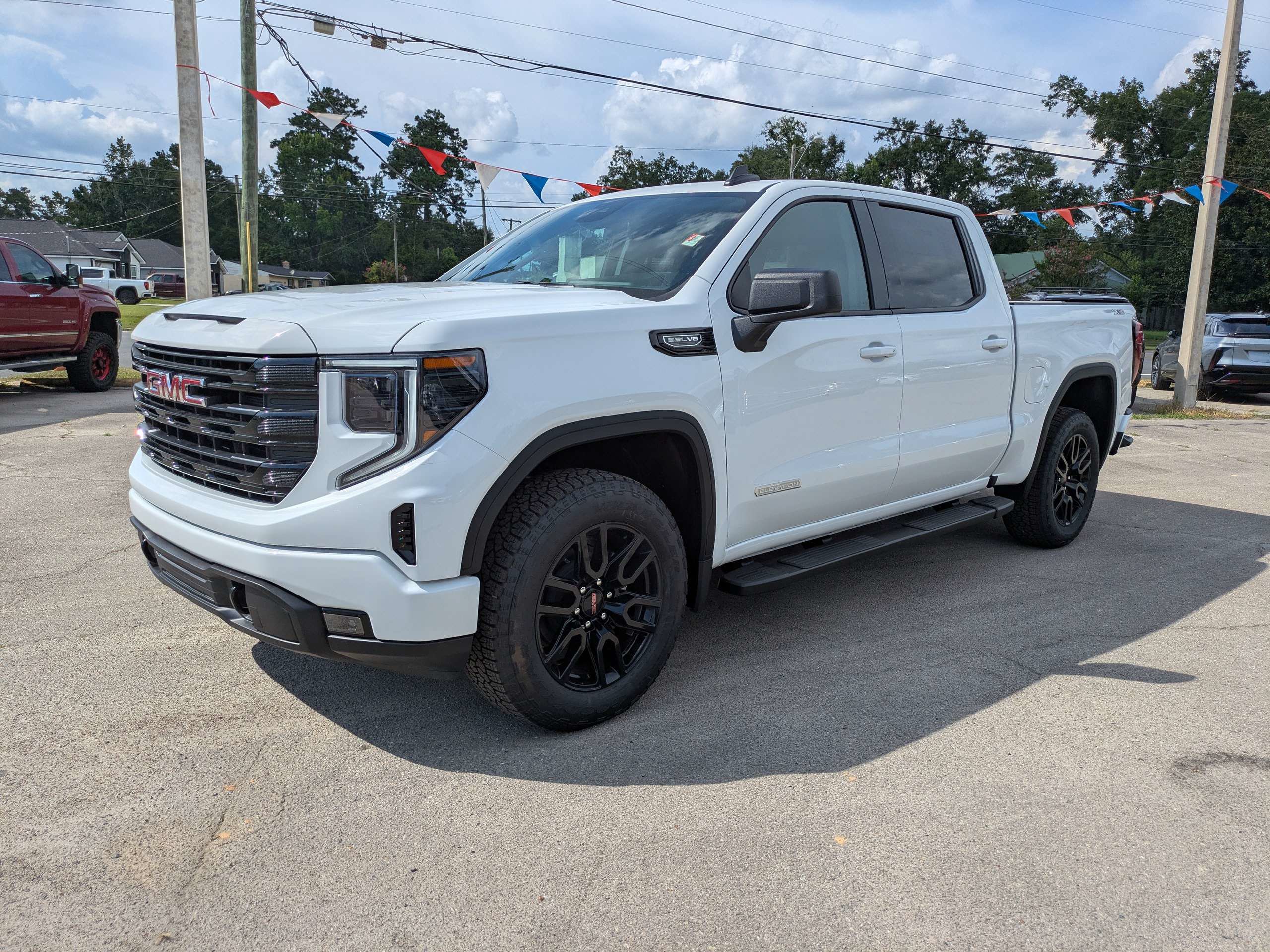 New 2026 GMC Sierra 1500 Elevation AWD/4WD image 8