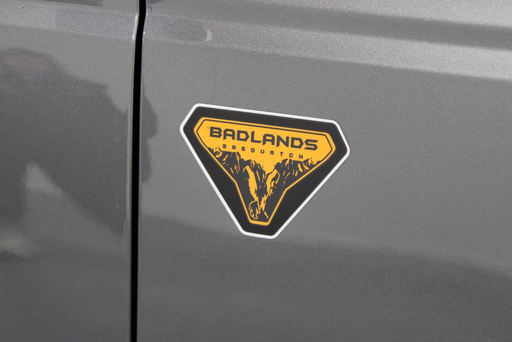 New 2025 Ford Bronco Badlands w/ Sasquatch Package image 11
