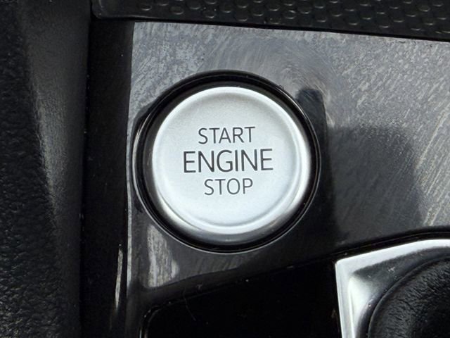 Used 2024 Volkswagen Taos SE image 20