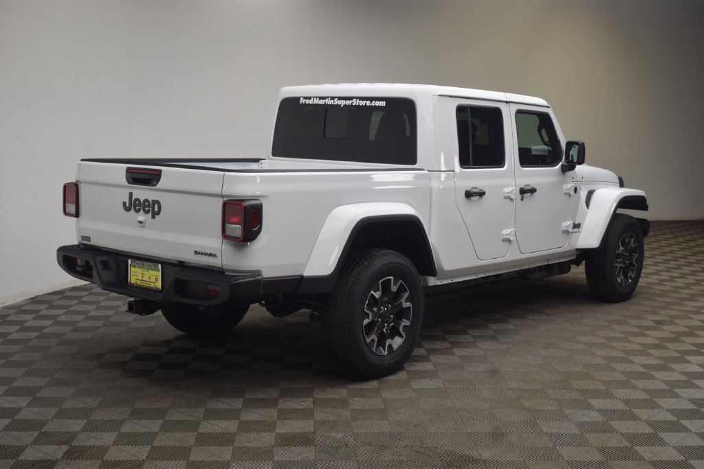 New 2026 Jeep Gladiator Sport AWD/4WD image 5