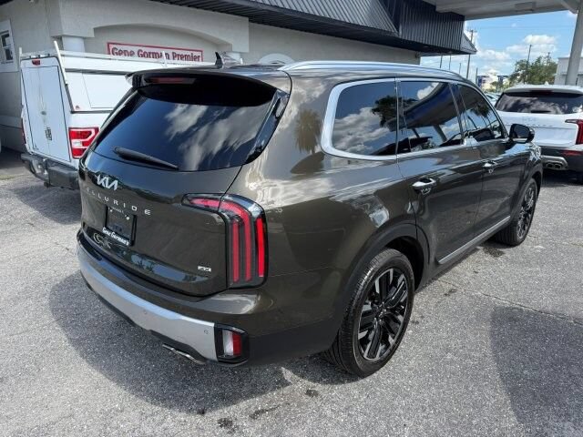 Used 2023 Kia Telluride SX Prestige AWD/4WD image 3
