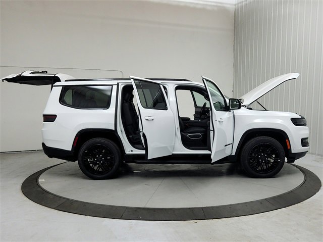 New 2025 Jeep Wagoneer Series II w/ Convenience Group I image 16
