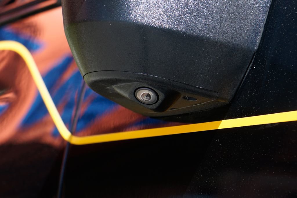 Used 2021 Chevrolet Silverado 2500 LTZ w/ Carhartt Edition image 52