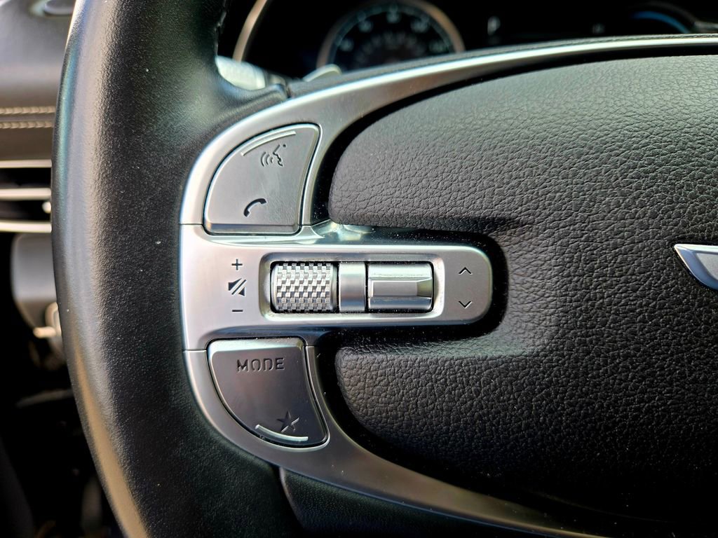 Used 2022 Genesis GV80 3.5T w/ Cargo Package image 12