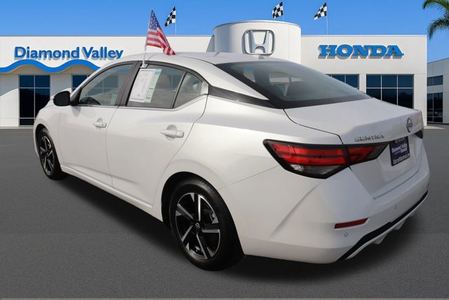 Used 2024 Nissan Sentra SV image 4