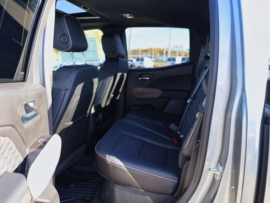 New 2026 GMC Canyon Denali image 11