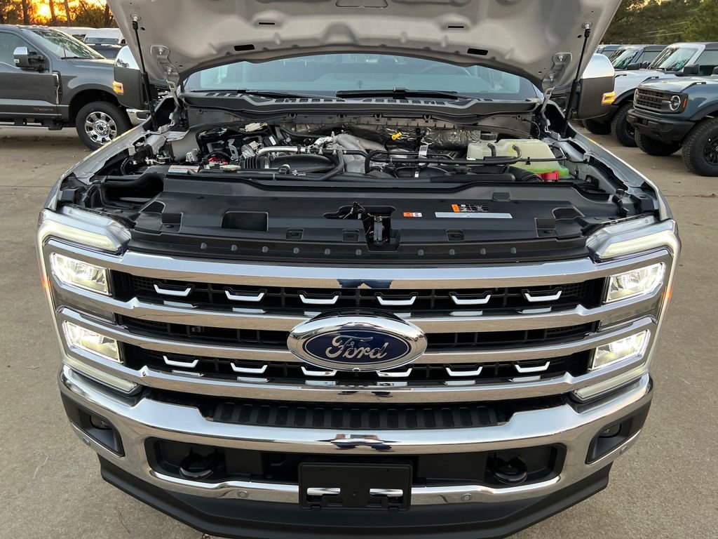 New 2026 Ford F250 Lariat w/ Lariat Premium Package image 13