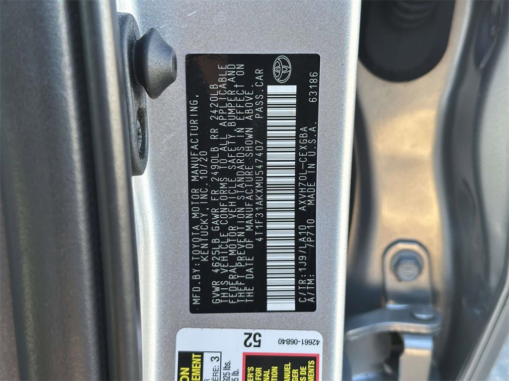 Used 2021 Toyota Camry XLE image 28