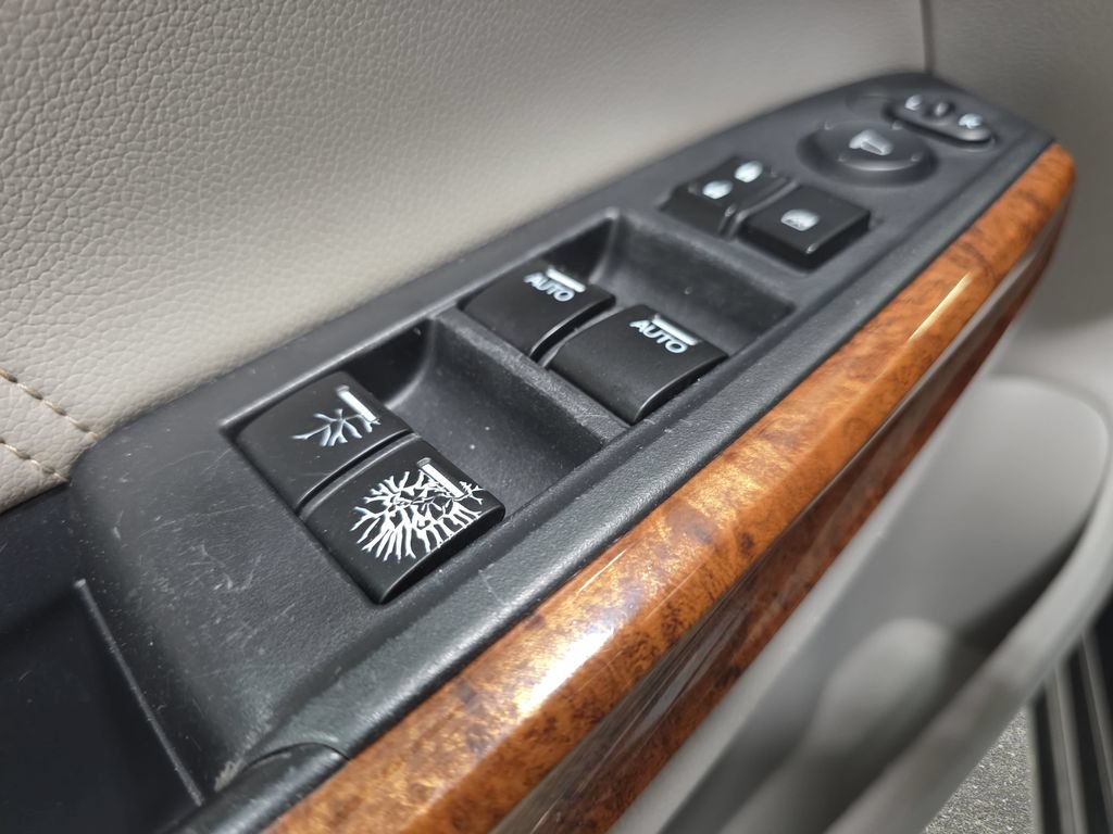 Used 2012 Honda Accord EX-L image 25