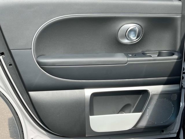 New 2026 Hyundai Ioniq 9 Calligraphy image 20