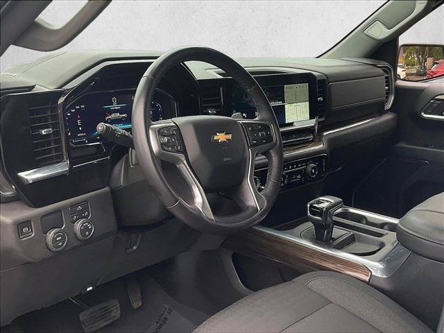 Used 2023 Chevrolet Silverado 1500 LT RWD image 14