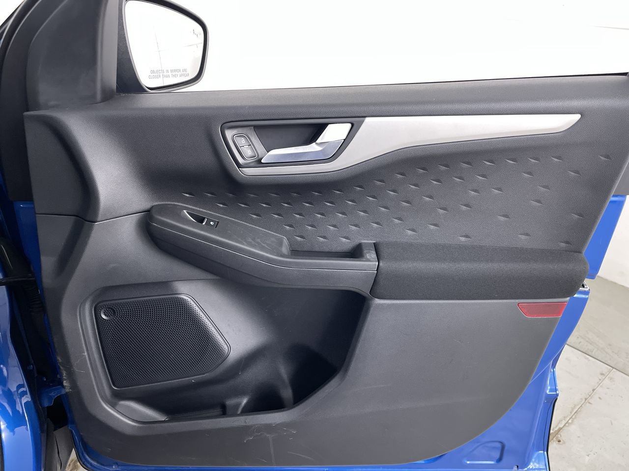 Used 2020 Ford Escape SE AWD/4WD image 23