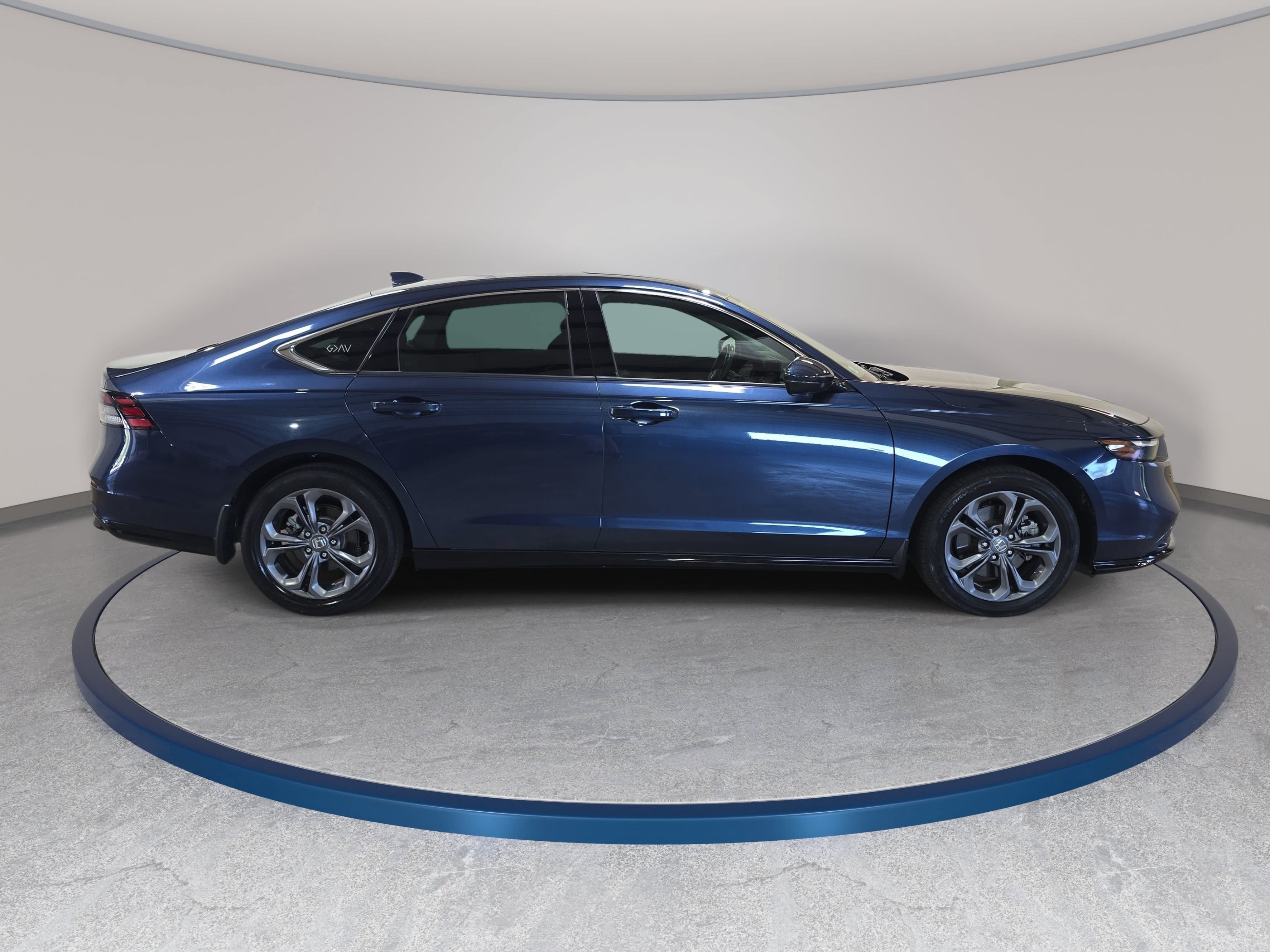 Used 2024 Honda Accord EX-L image 5