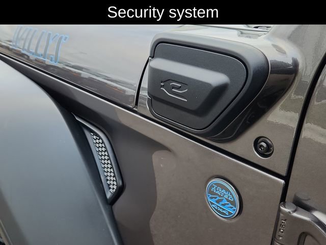 Used 2025 Jeep Wrangler Willys 4xe image 15