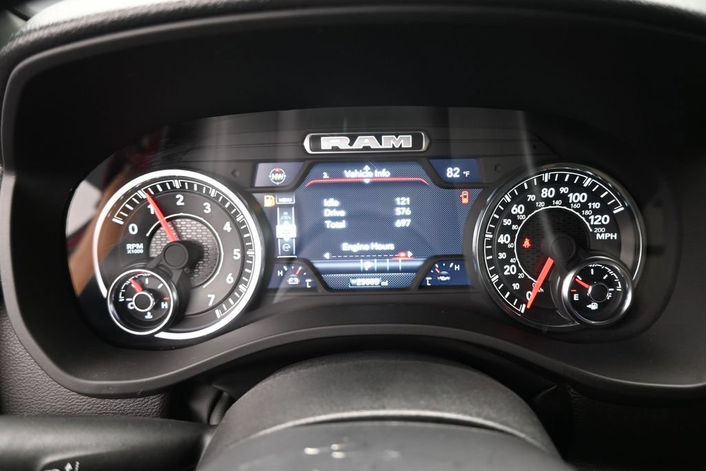 Used 2025 RAM 1500 Classic Warlock AWD/4WD image 32