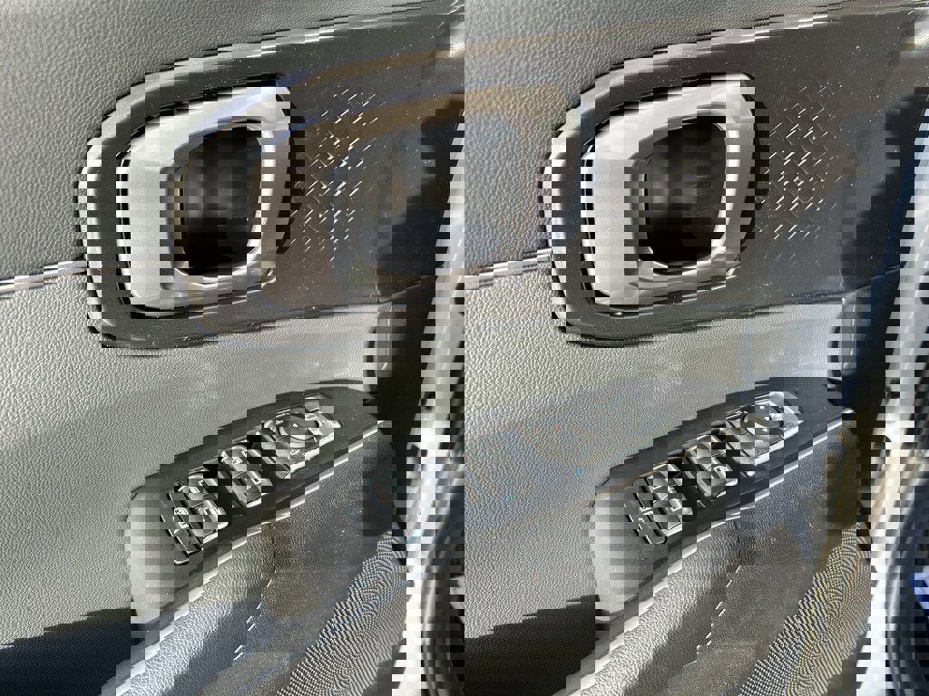 New 2026 Kia Sorento EX image 18