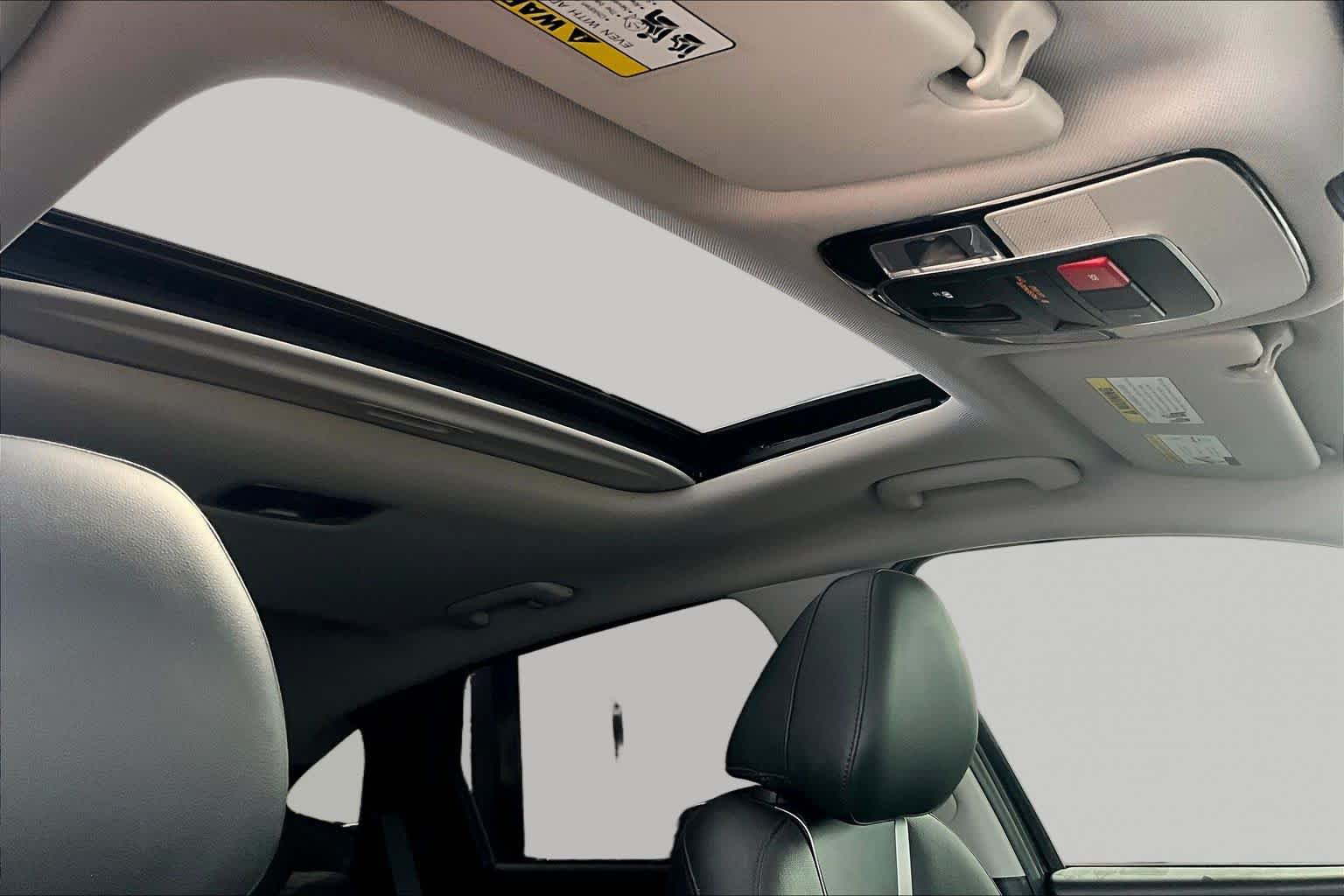 Used 2022 Hyundai Tucson SEL w/ Convenience + Premium Package FWD image 14