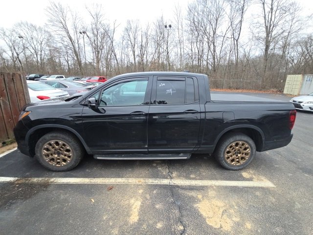 Used 2021 Honda Ridgeline Black Edition image 4
