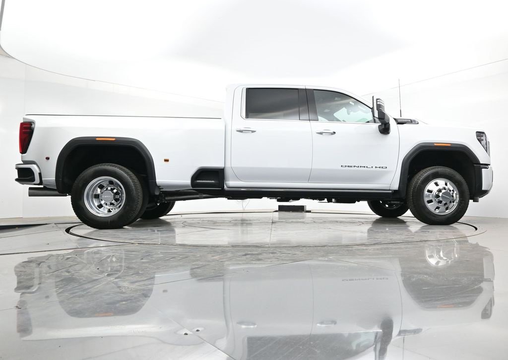 New 2026 GMC Sierra 3500 Denali Ultimate image 35