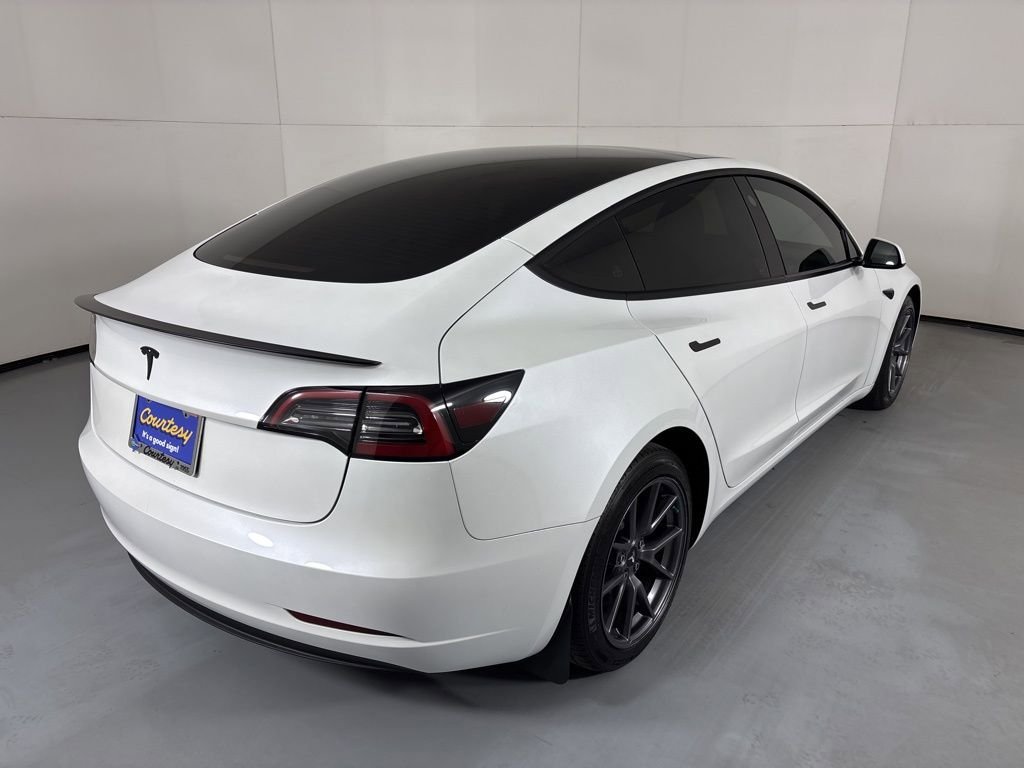 Used 2023 Tesla Model 3 Standard Range RWD image 8