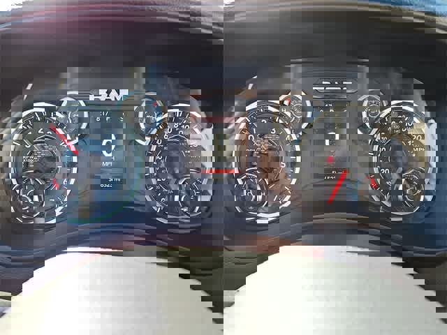 Used 2024 RAM 2500 Big Horn image 17