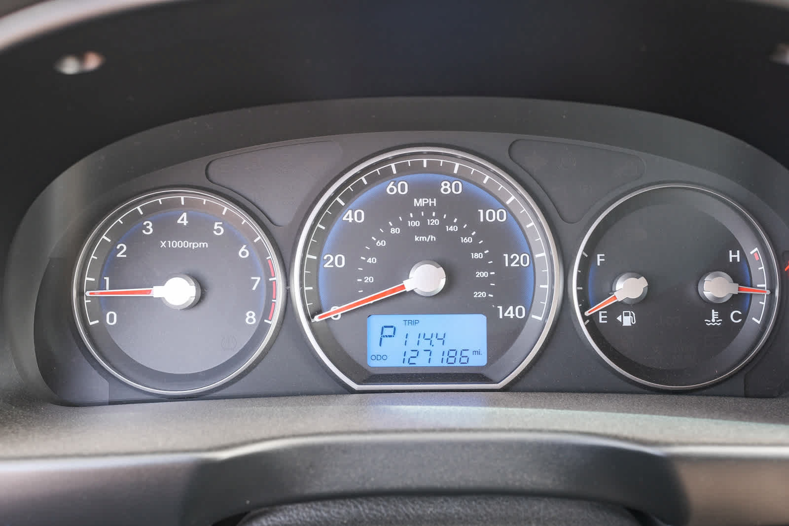 Used 2012 Hyundai Santa Fe GLS AWD/4WD image 25