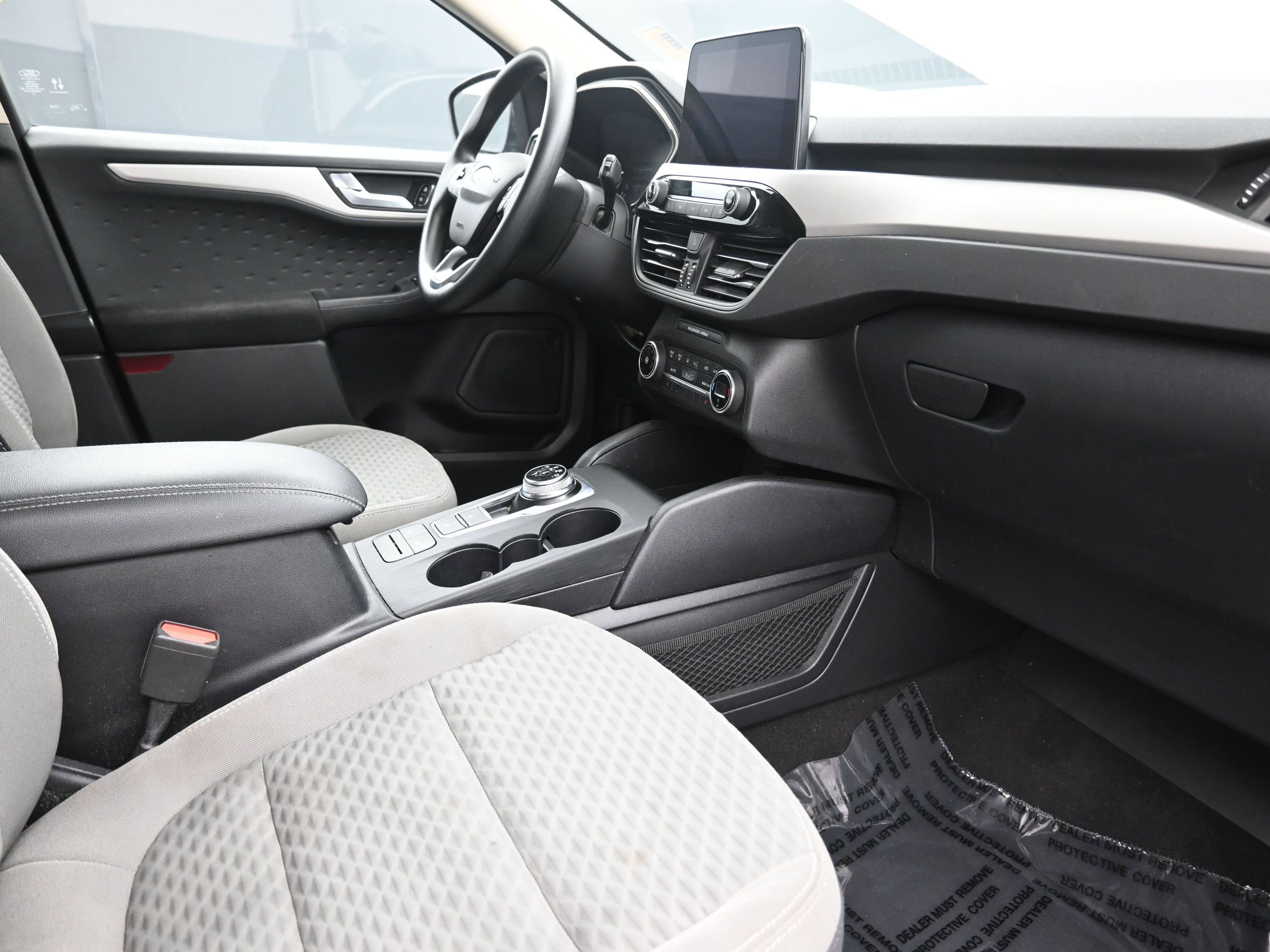 Used 2020 Ford Escape SE image 27