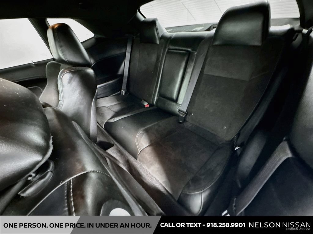 Used 2018 Dodge Challenger R/T Scat Pack w/ Leather Interior Group RWD image 24
