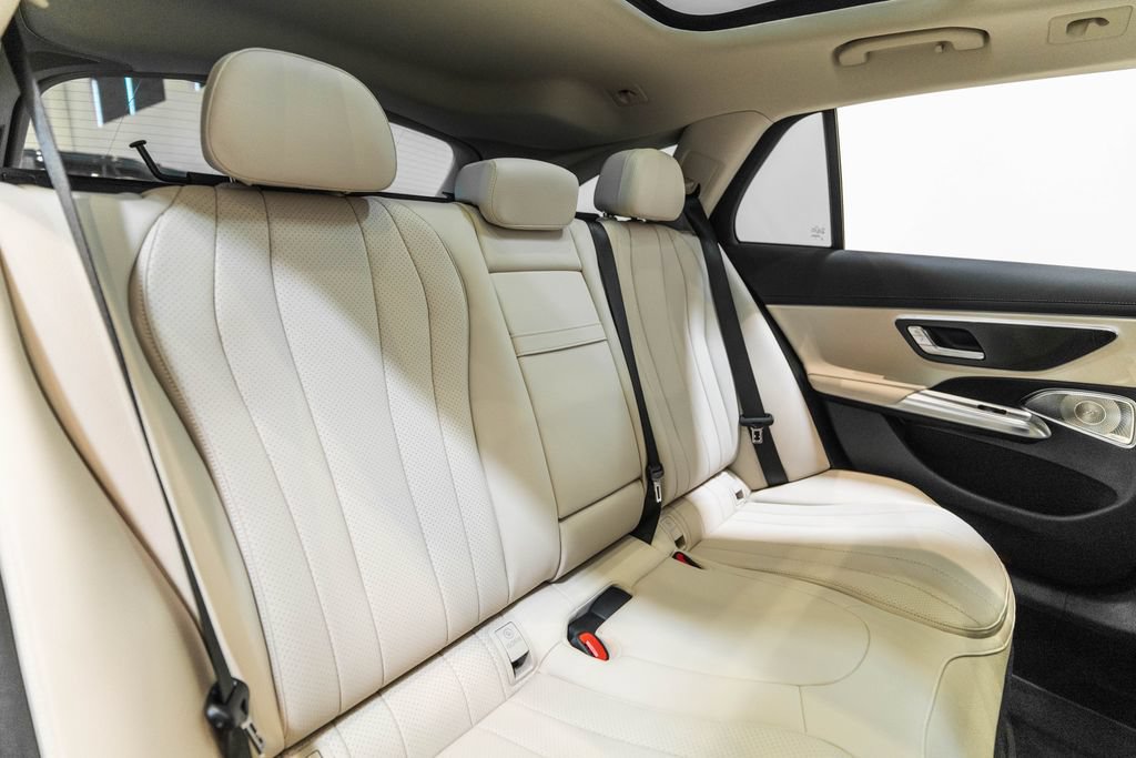 Used 2025 Mercedes-Benz E 450 4MATIC All-Terrain Wagon image 34