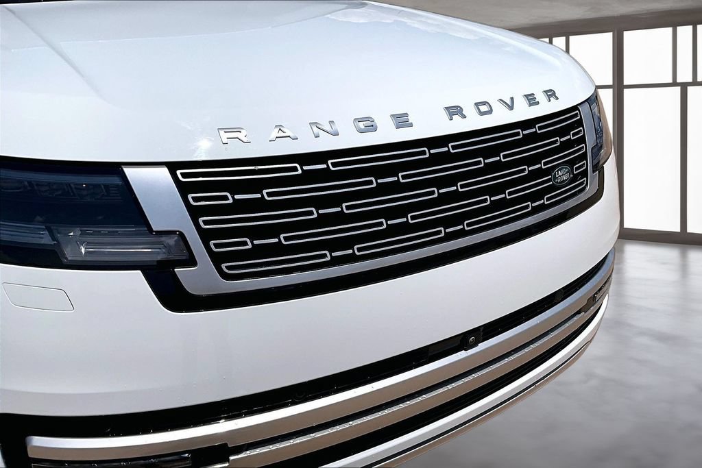 Used 2023 Land Rover Range Rover Autobiography AWD/4WD image 28