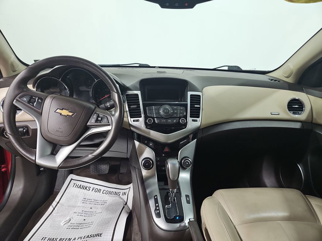Used 2011 Chevrolet Cruze LTZ image 12