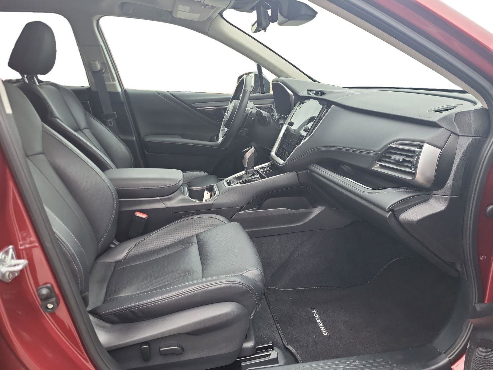 Used 2025 Subaru Outback Touring XT image 27