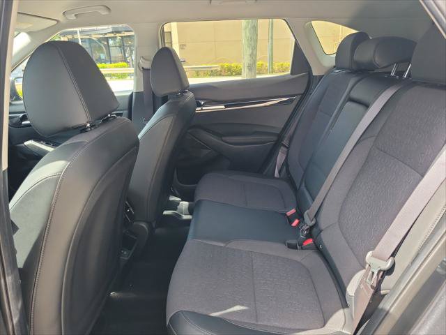 Used 2025 Kia Seltos S FWD image 13