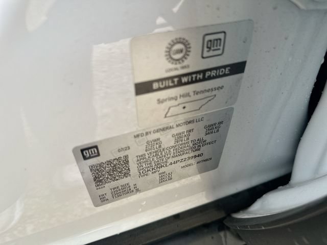 Used 2023 GMC Acadia SLE FWD image 37