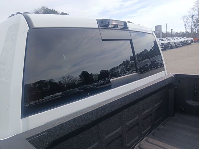 New 2026 RAM 2500 Laramie AWD/4WD image 10