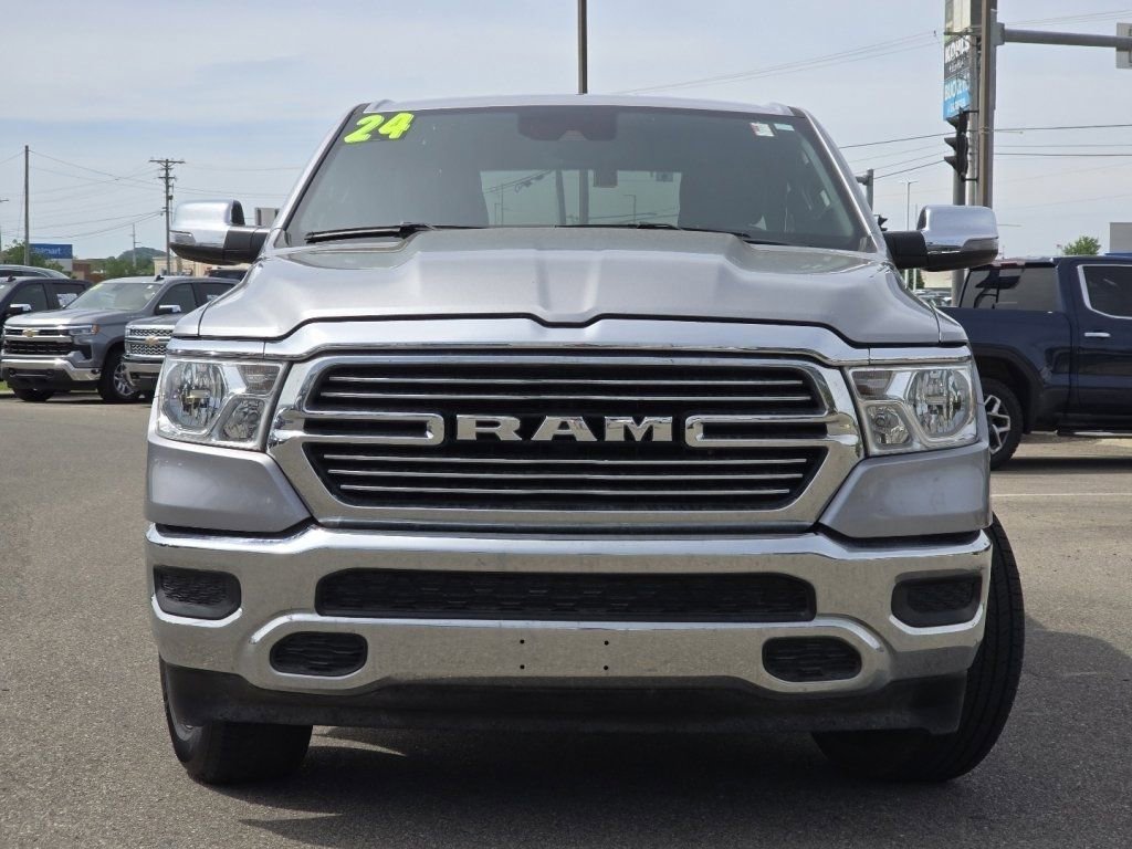 Used 2024 RAM 1500 Laramie AWD/4WD image 16
