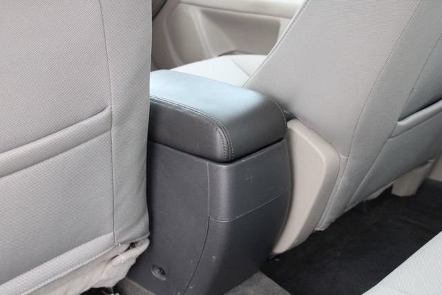 Used 2010 Ford Fusion SE FWD image 21