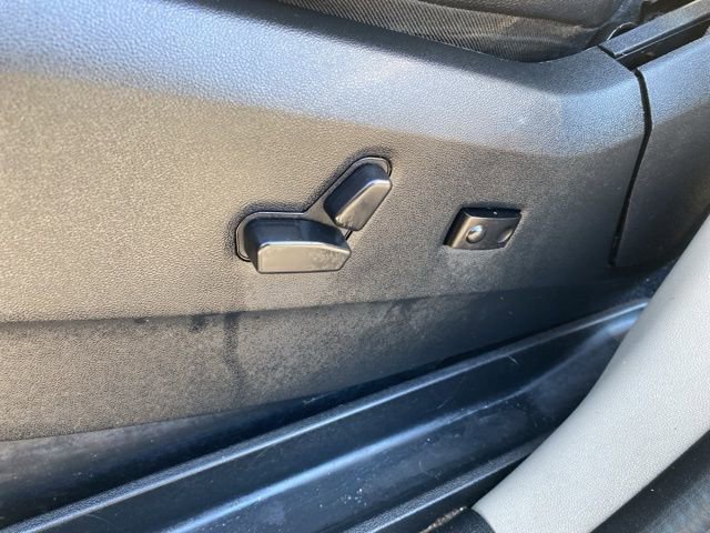 Used 2017 Dodge Grand Caravan SXT w/ Driver Convenience Group image 25