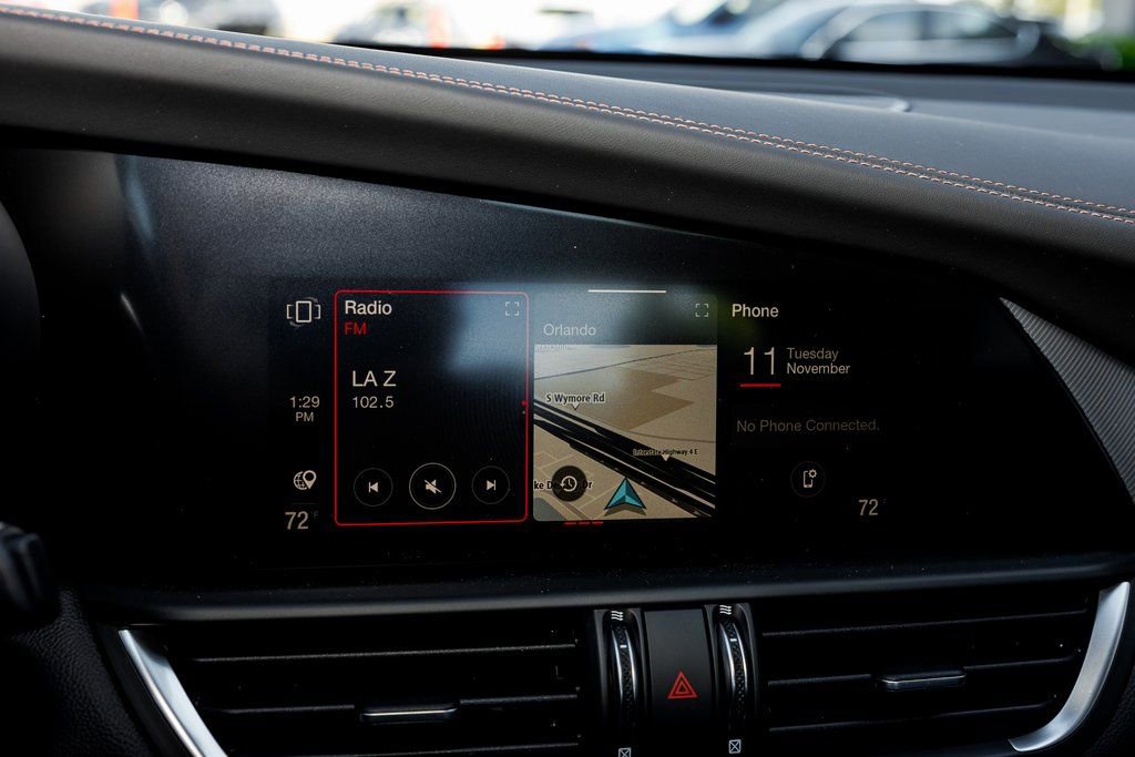 New 2025 Alfa Romeo Giulia AWD w/ Driving Assist Package image 18