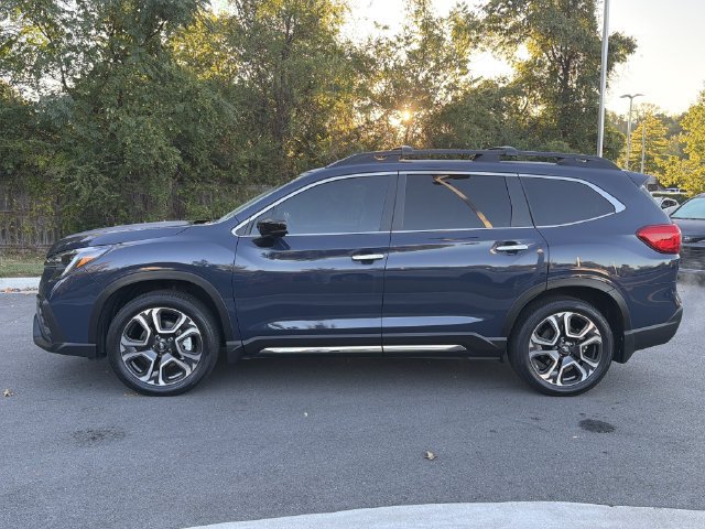 Used 2024 Subaru Ascent Touring w/ Popular Package #2 AWD/4WD image 6