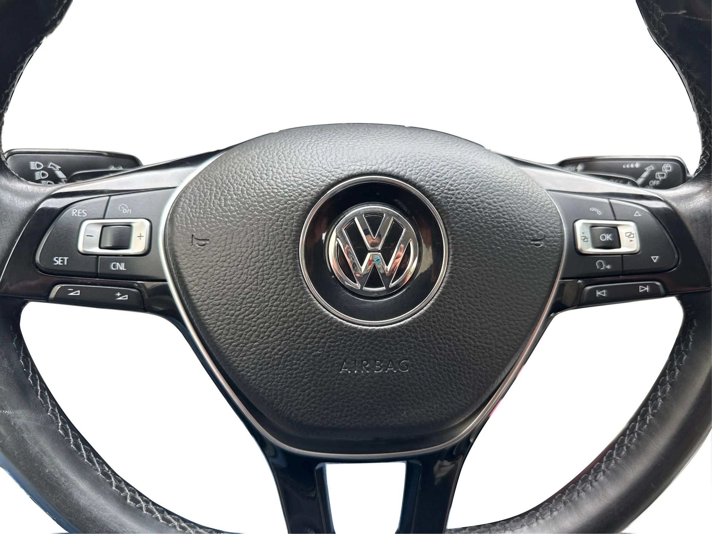 Used 2015 Volkswagen Golf S FWD image 18