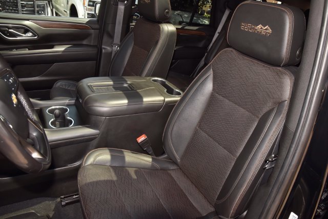 Used 2021 Chevrolet Tahoe High Country w/ Premium Package AWD/4WD image 31