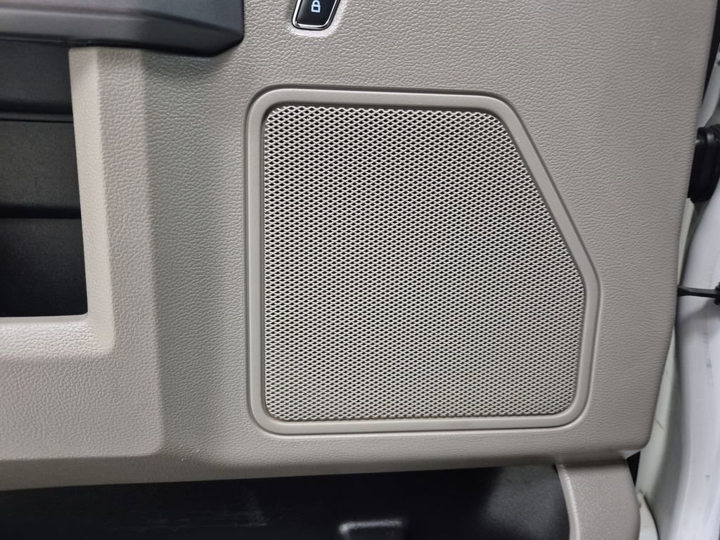 Used 2018 Ford F250 XLT w/ Snow Plow Prep Package image 25