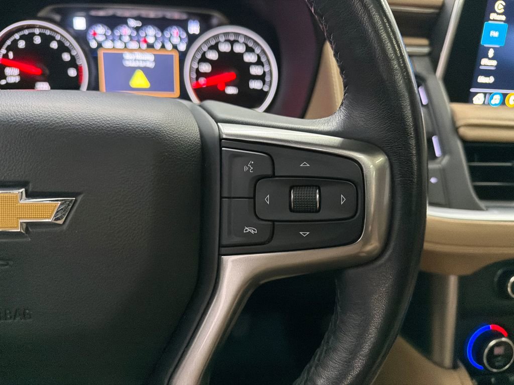 Used 2021 Chevrolet Tahoe Premier w/ Premium Package image 28