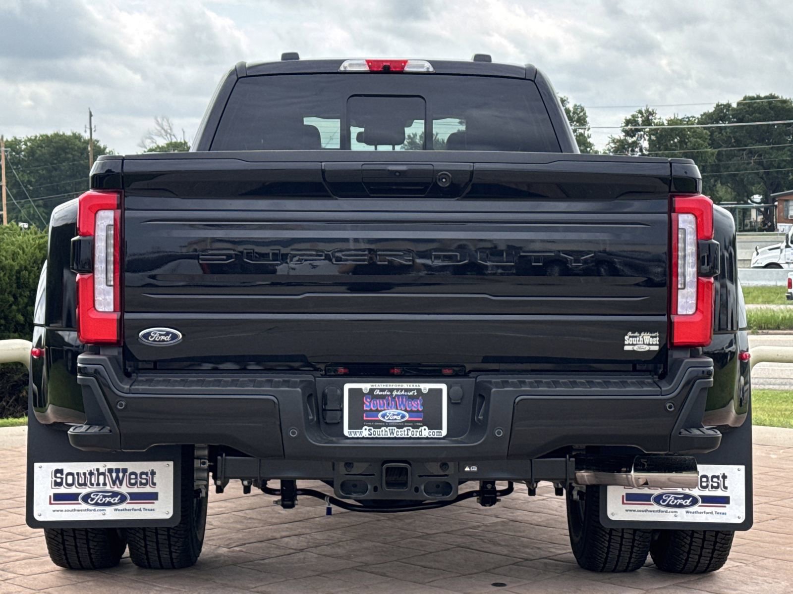 New 2026 Ford F350 Platinum image 5