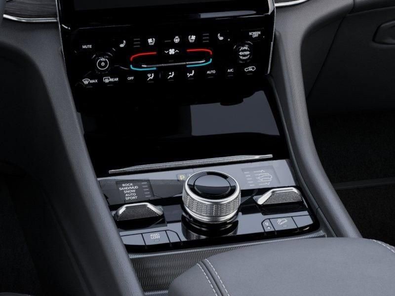 New 2025 Jeep Grand Cherokee Overland image 24