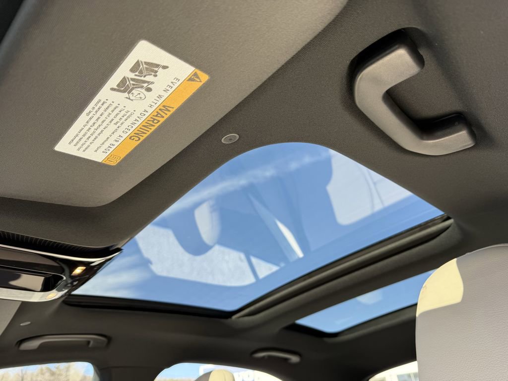 New 2026 Mercedes-Benz C 300 4MATIC Sedan image 10