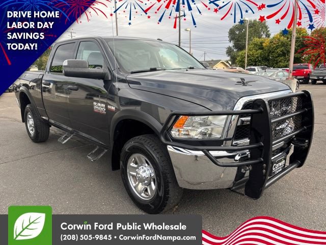 Used 2018 RAM 2500 Tradesman w/ Chrome Appearance Group AWD/4WD image 3