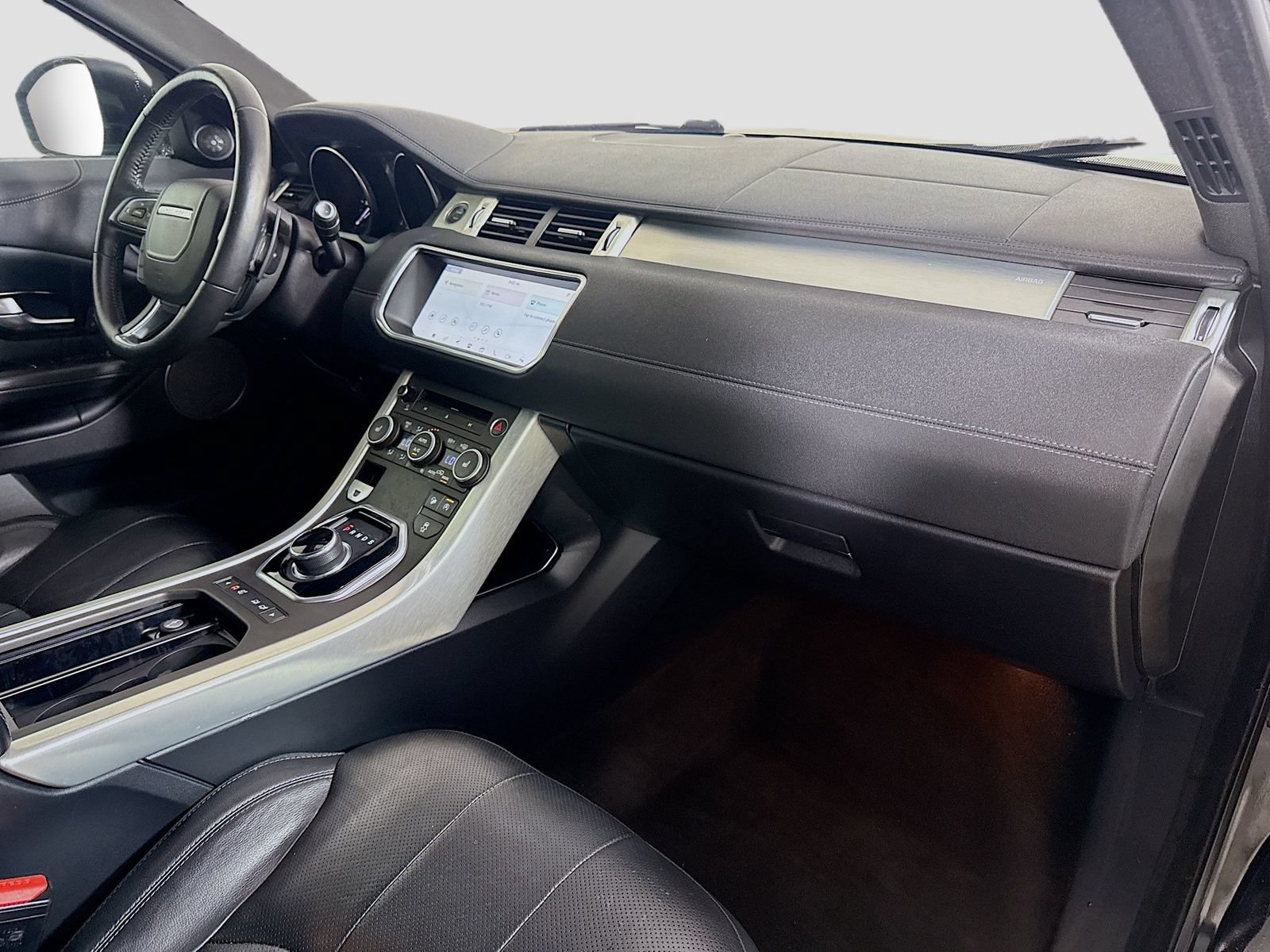 Used 2017 Land Rover Range Rover Evoque SE Premium AWD/4WD image 26