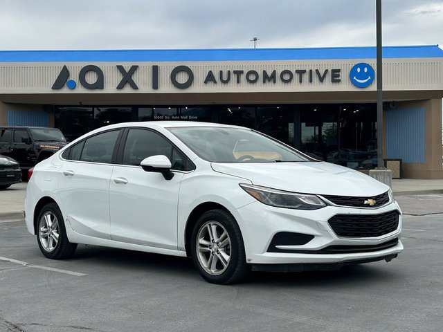 Used 2018 Chevrolet Cruze LT image 1